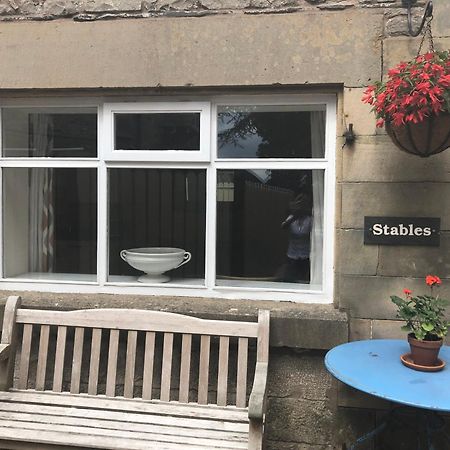 Romneys Apartments & Suites Kendal Esterno foto
