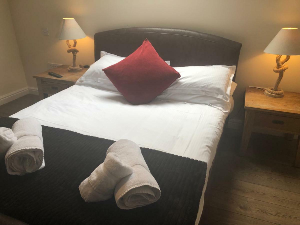 Romneys Apartments & Suites Kendal Esterno foto