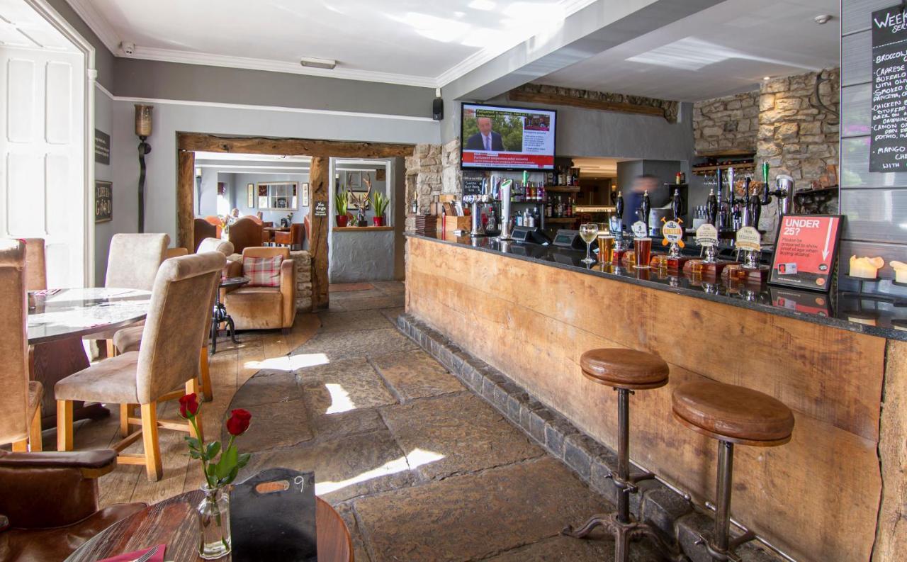 Romneys Apartments & Suites Kendal Esterno foto
