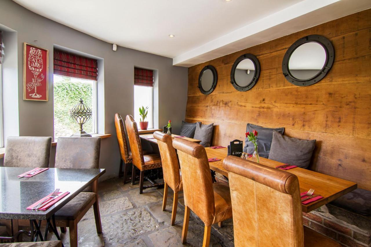 Romneys Apartments & Suites Kendal Esterno foto